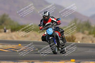 media/Nov-06-2023-Moto Forza (Mon) [[ce023d0744]]/3-Intermediate Group/Session 3 (Turn 5)/